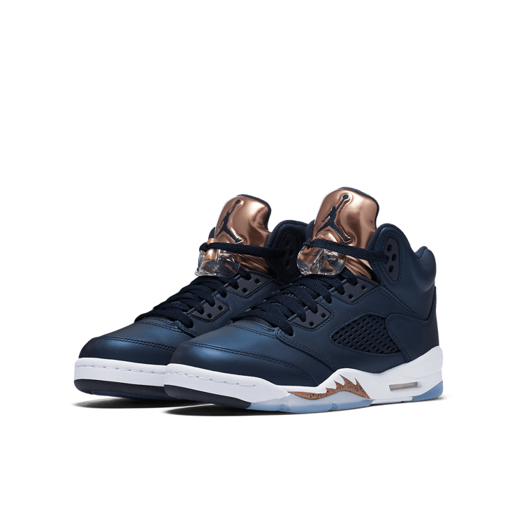 Air Jordan 5 Retro Bronze (GS) Angle 2