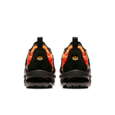 Nike Air VaporMax Plus Black Orange Crimson Angle 4
