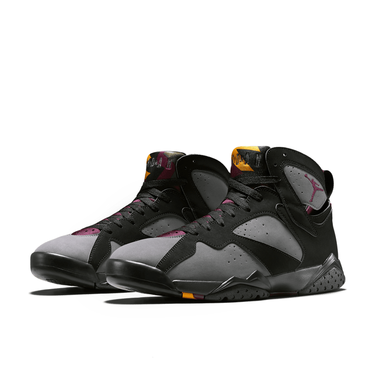 Air Jordan 7 Retro Bordeaux (2015) Angle 2