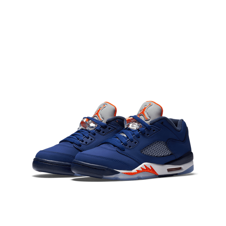 Air Jordan 5 Retro Low Knicks (GS) Angle 2