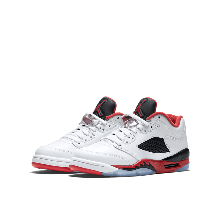 Air Jordan 5 Retro Fire Red (2016) (GS) Angle 2