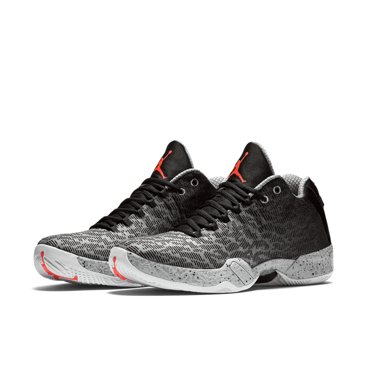 Air Jordan XX9 Low Infrared 23 Angle 2