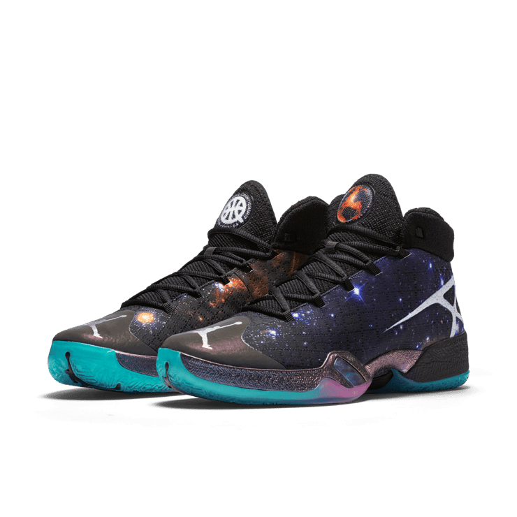 Air Jordan XXX Quai 54 Cosmos Angle 2