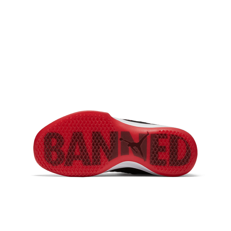 Air Jordan XXX1 Banned (GS) Angle 0