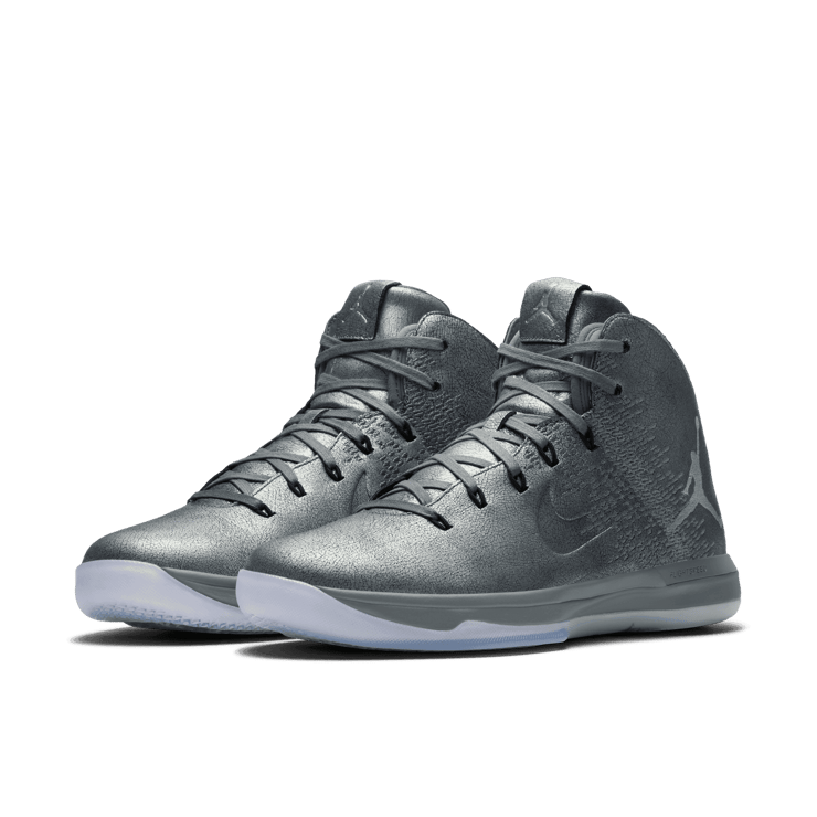 Air Jordan XXX1 Battle Grey Angle 2