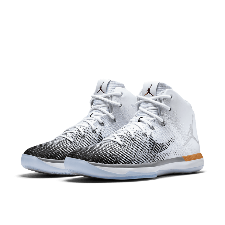 Air Jordan XXX1 Chinese New Year Angle 2