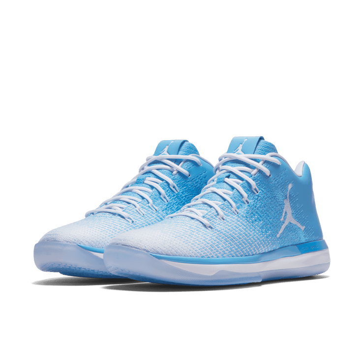 Air Jordan XXX1 Low UNC Angle 2