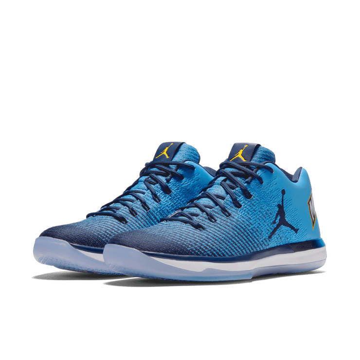 Air Jordan XXX1 Low Marquette Angle 2