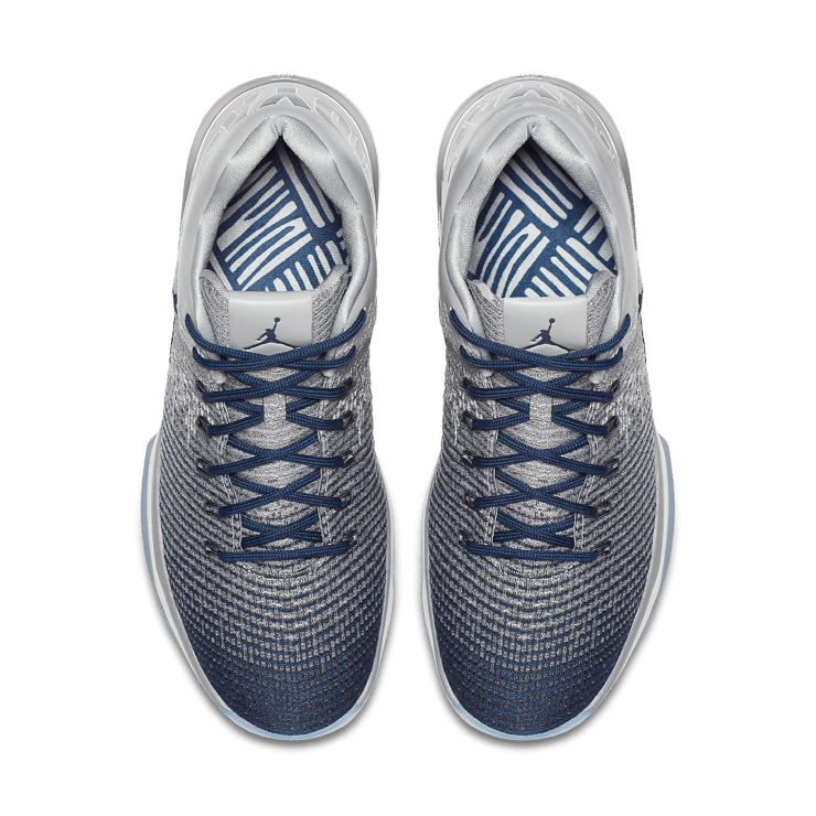 Air Jordan XXX1 Low Georgetown Angle 1