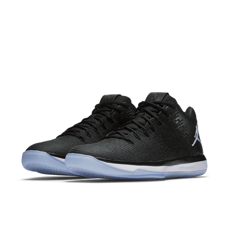 Air Jordan XXX1 Low Black White Angle 2