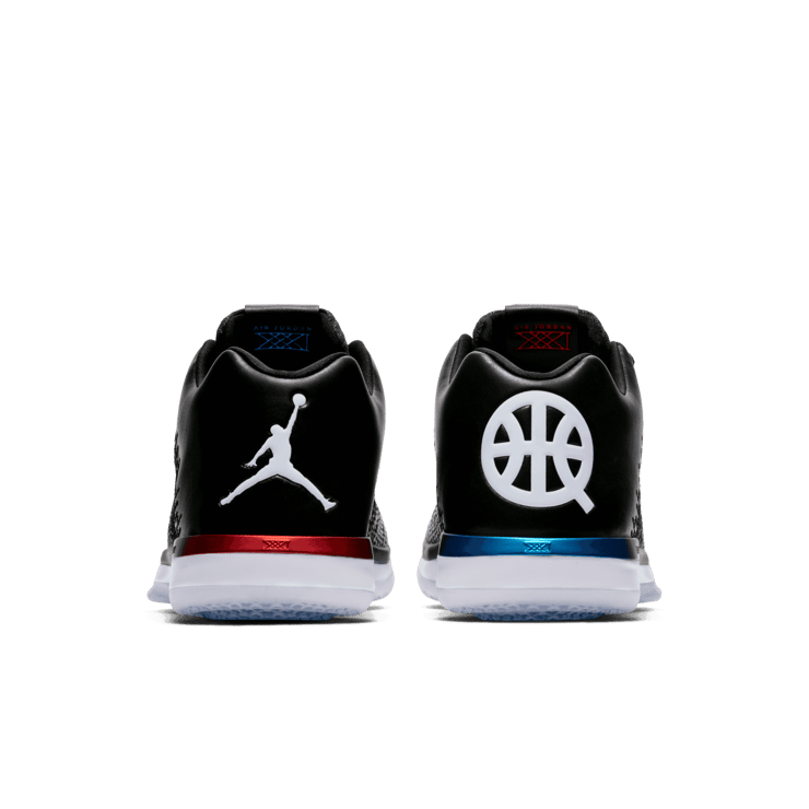 Air Jordan XXX1 Low Quai 54 Angle 3