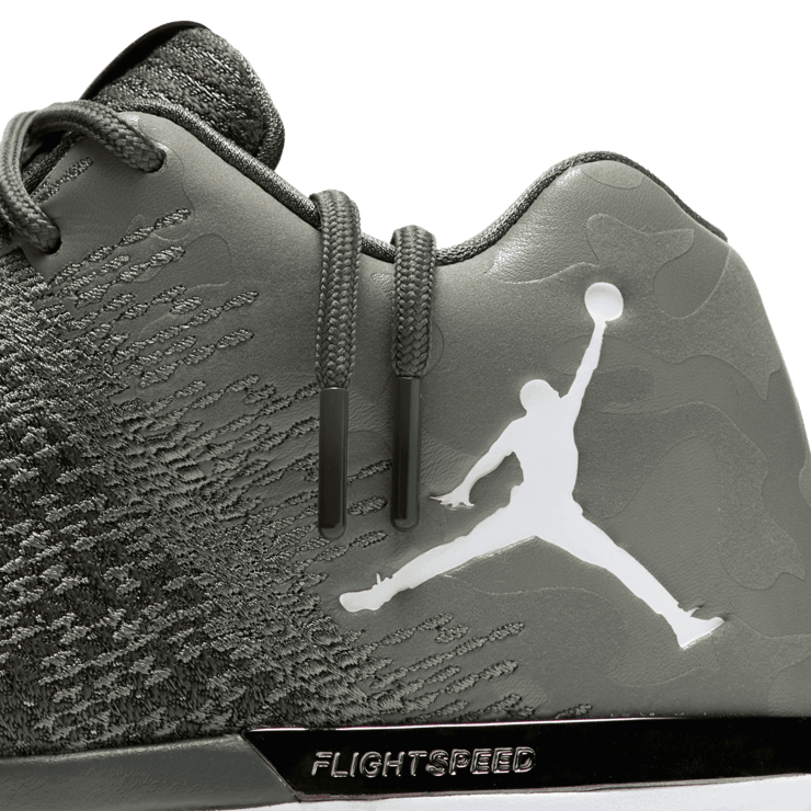 Air Jordan XXX1 Low Camo Angle 4