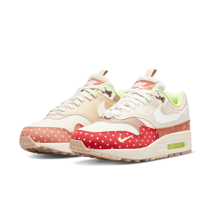 Nike Air Max 1 PRM Woman's Best Friend (W) Angle 2