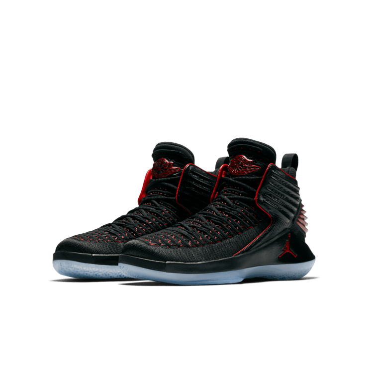 Air Jordan XXXII MJ Day (GS) Angle 2