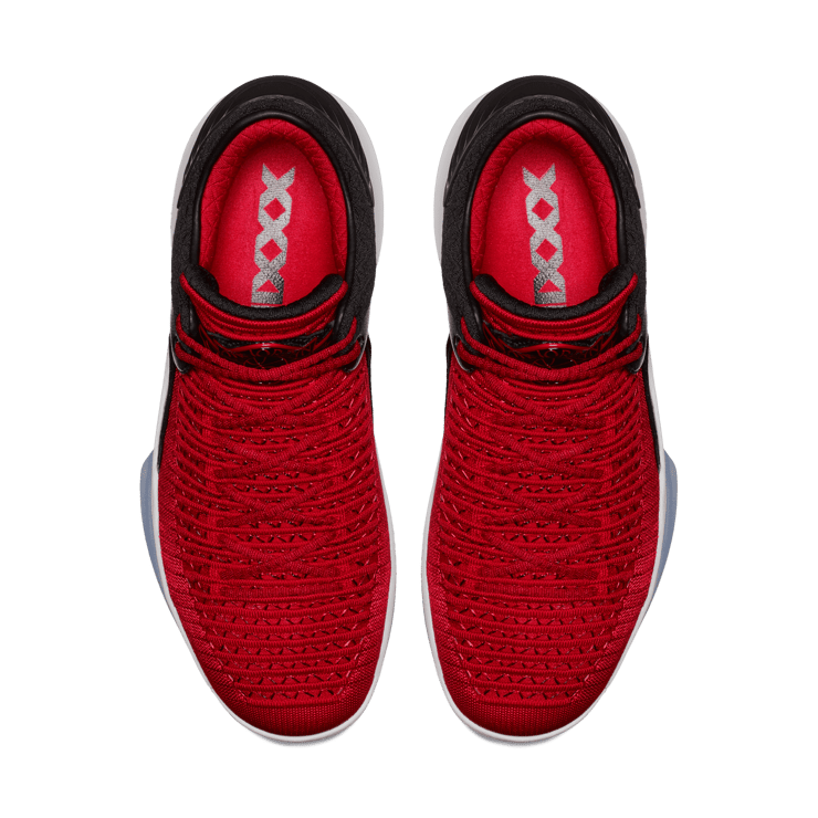 Air Jordan XXXII Low Chicago Win Like 96 Angle 1