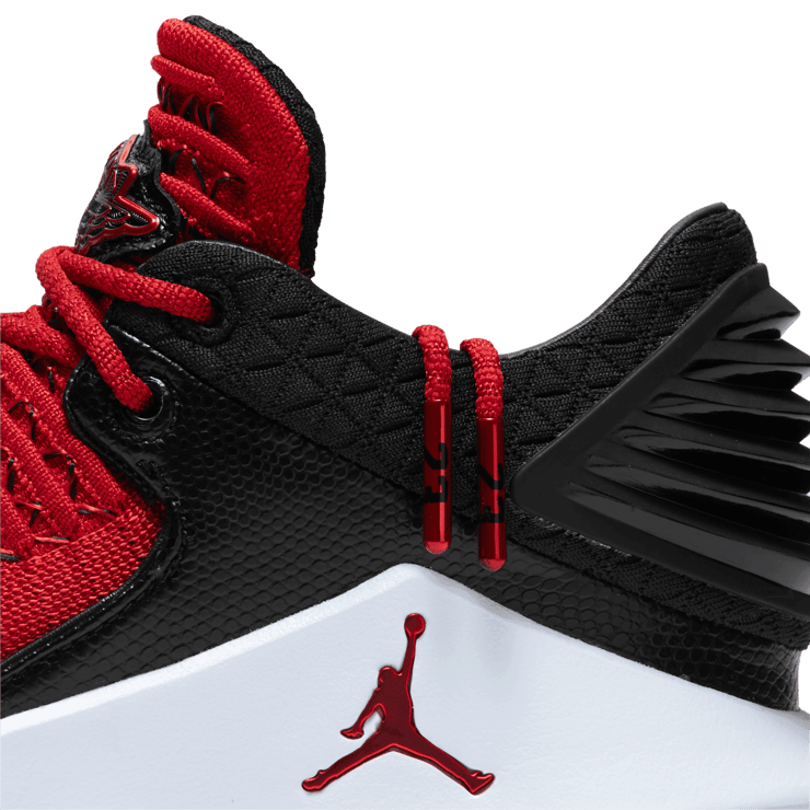 Air Jordan XXXII Low Chicago Win Like 96 (GS) Angle 5