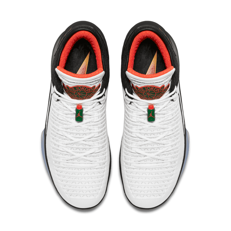 Air Jordan XXXII Low Like Mike Gatorade Angle 1