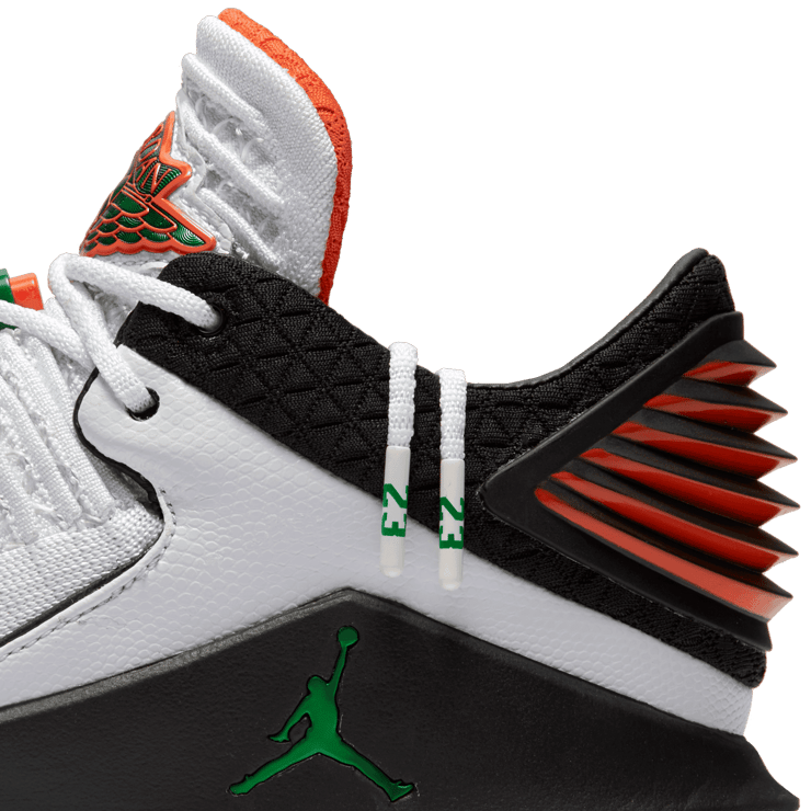 Air Jordan XXXII Low Like Mike Gatorade Angle 5