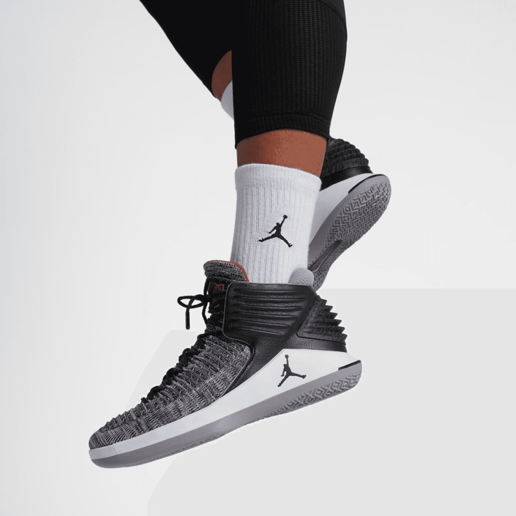 Air Jordan XXXII Black Cement Angle 6