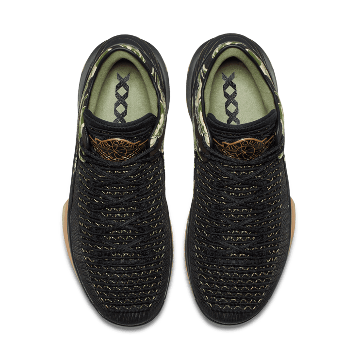 Air Jordan XXXII Low Camo Angle 1