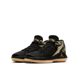 Air Jordan XXXII Low Camo (GS) Angle 2
