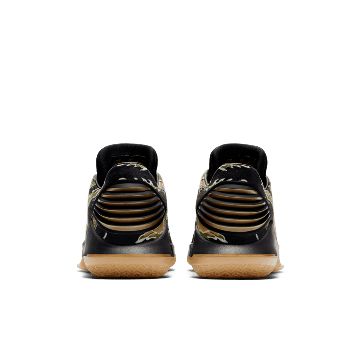 Air Jordan XXXII Low Camo (GS) Angle 3