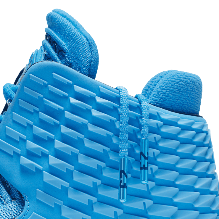 Air Jordan XXXII UNC Angle 4