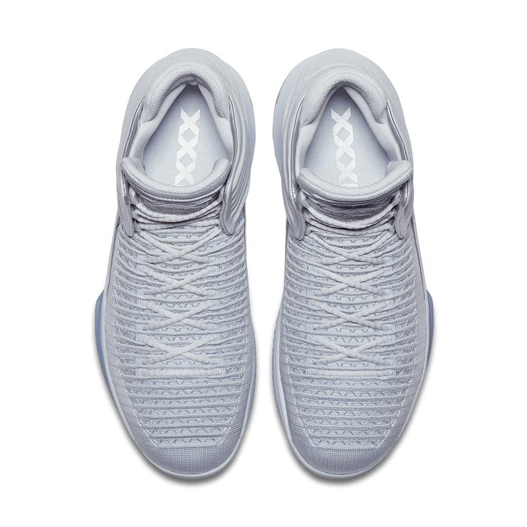 Air Jordan XXXII Pure Platinum Angle 1