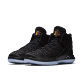 Air Jordan XXXII Black Cat Angle 2