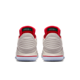 Air Jordan XXXII Low Gordon St. Angle 3