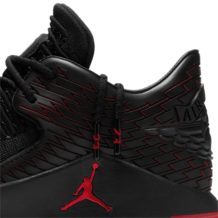 Air Jordan XXXII Low Last Shot Angle 4