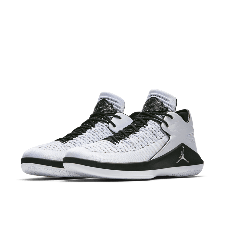 Air Jordan XXXII Low Wing It Angle 2