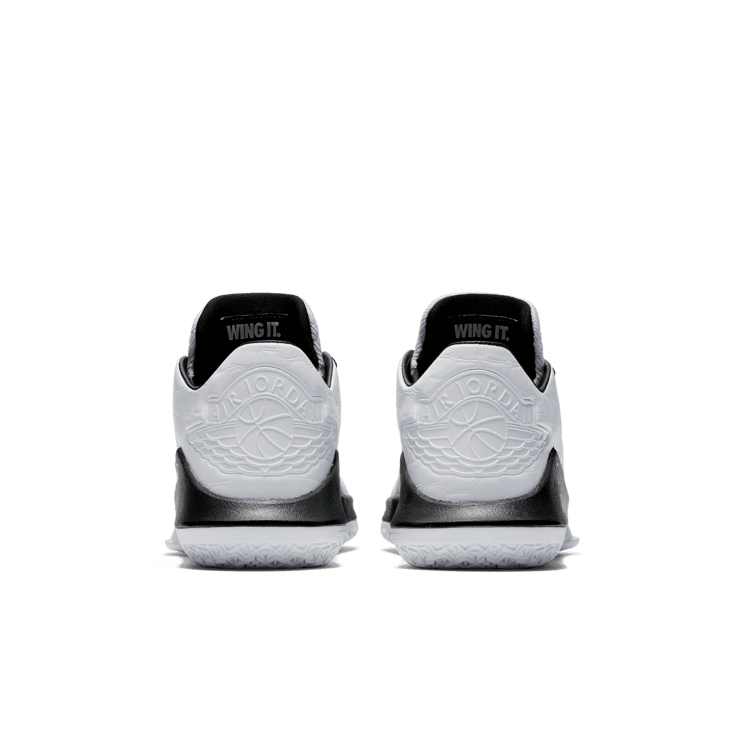 Air Jordan XXXII Low Wing It (GS) Angle 3