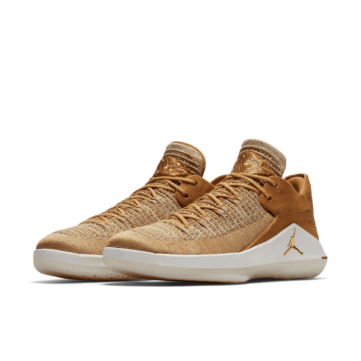 Air Jordan XXXII Low Golden Harvest Angle 2