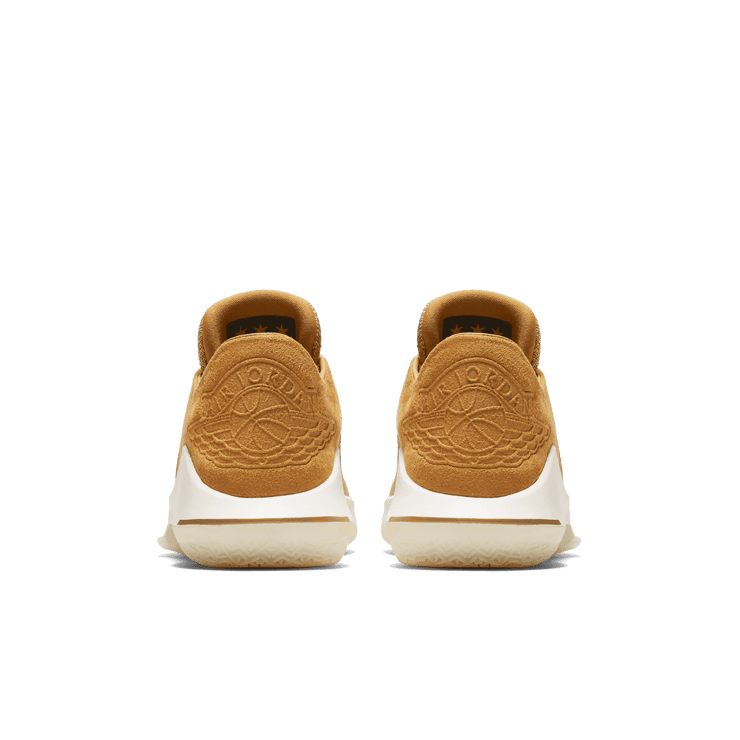 Air Jordan XXXII Low Golden Harvest (GS) Angle 3