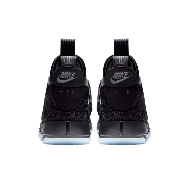 Air Jordan XXXIII Blackout Angle 3