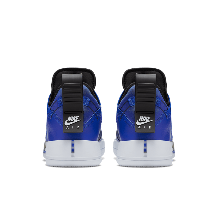 Air Jordan XXXIII SE Hyper Royal Angle 3