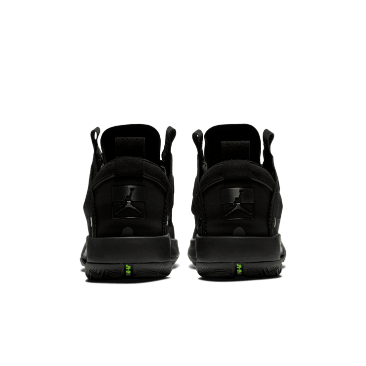 Air Jordan XXXIV Black Cat (GS) Angle 3