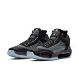 Air Jordan XXXIV Low Black Vapor Green Bleached Coral Angle 2
