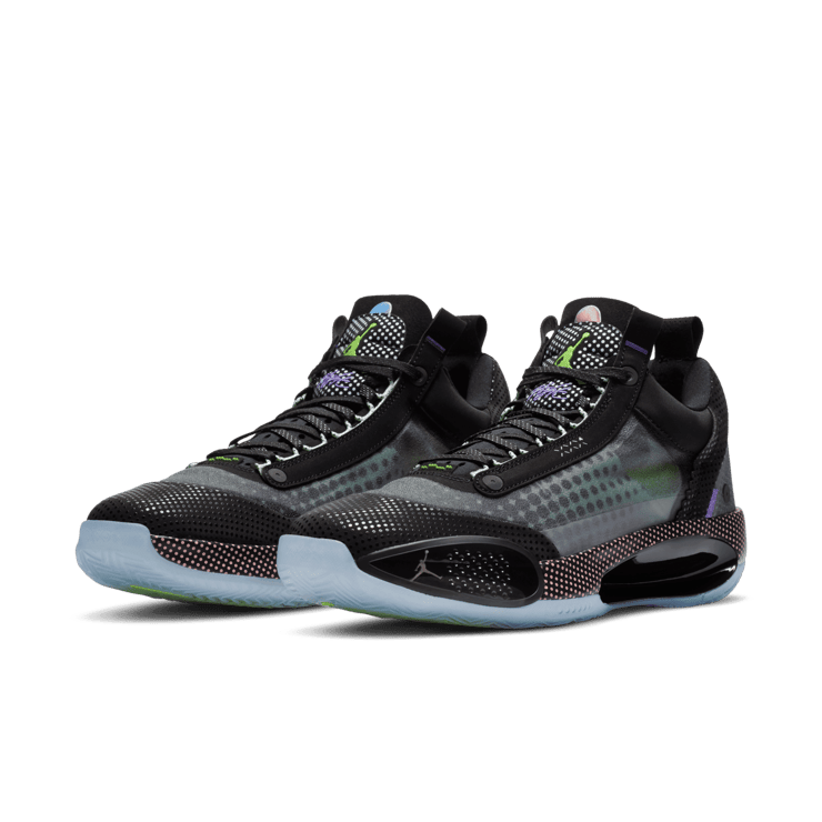 Air Jordan XXXIV Low Black Vapor Green Bleached Coral Angle 2