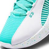 Air Jordan XXXV Guo Ailun Jade Green Angle 4