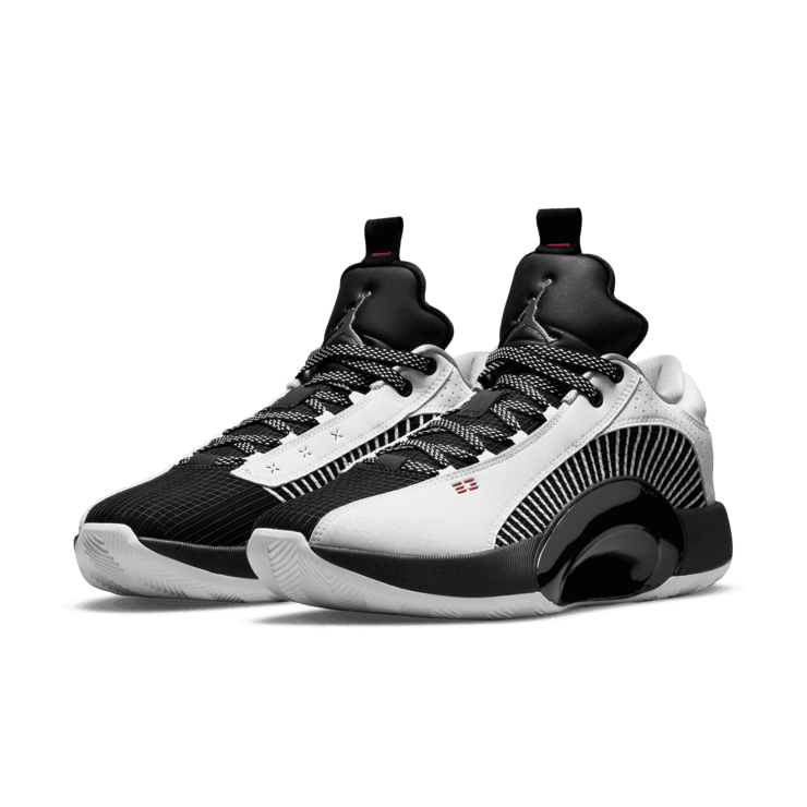 Air Jordan XXXV Black White Angle 2