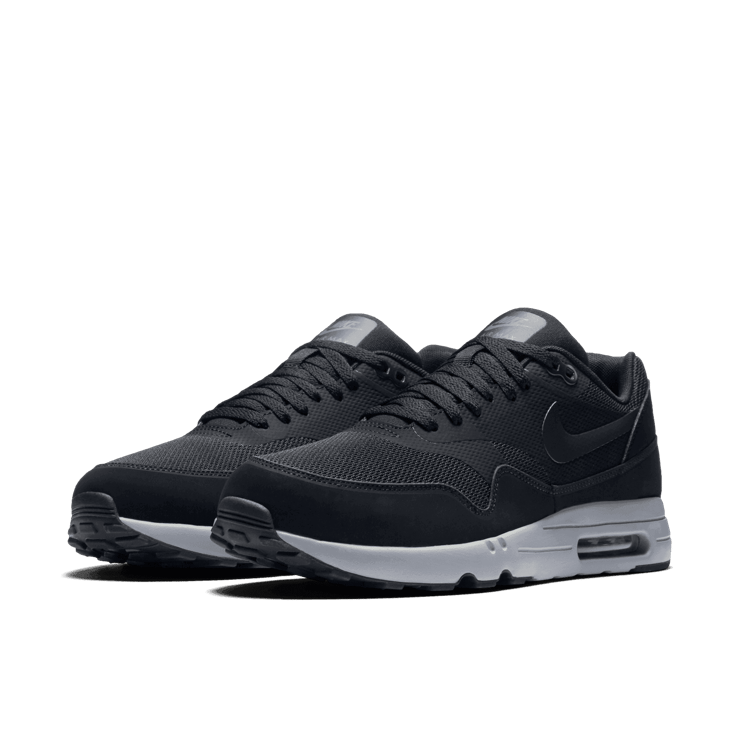 Nike Air Max 1 Ultra 2.0 Essential Black/Black/Wolf Grey Angle 2