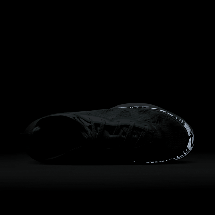 Air Jordan 37 Guo Ailun Island Green Angle 5