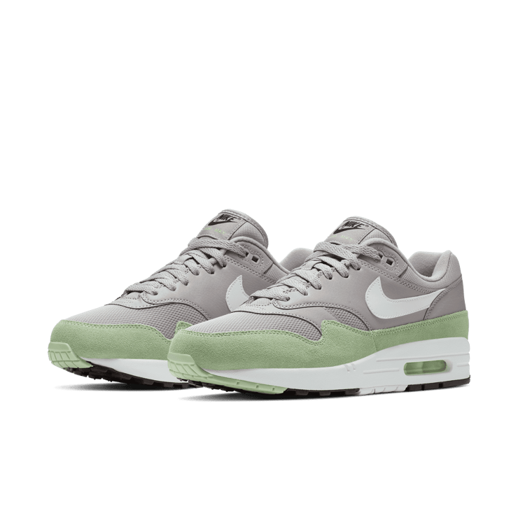 Nike Air Max 1 Atmosphere Grey Fresh Mint Angle 2