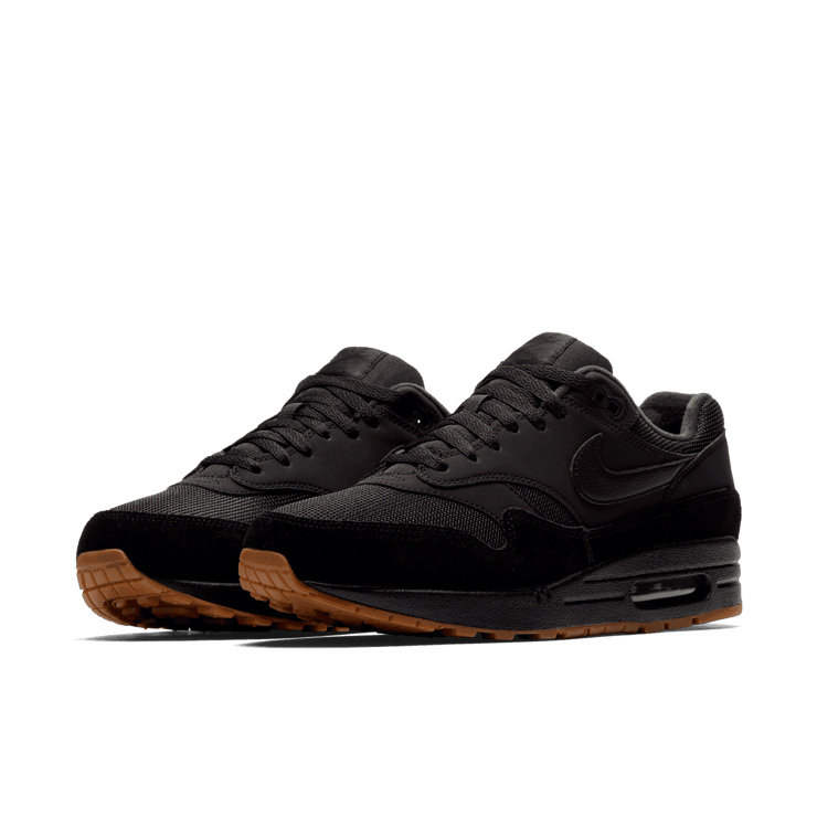Nike Air Max 1 Black Gum Angle 2