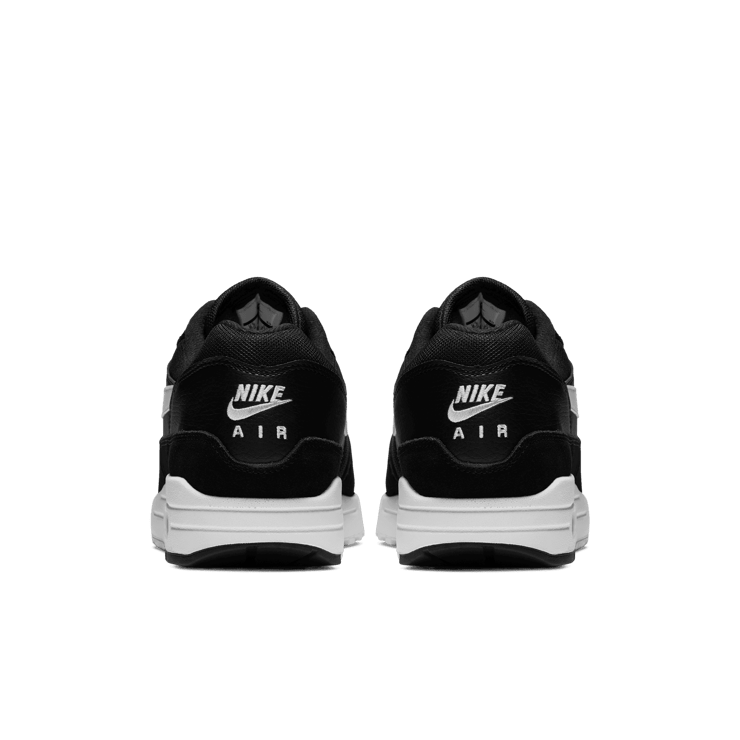 Nike Air Max 1 Black White (2019) Angle 3