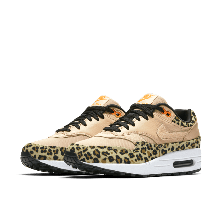 Nike Air Max 1 Leopard (W) Angle 2