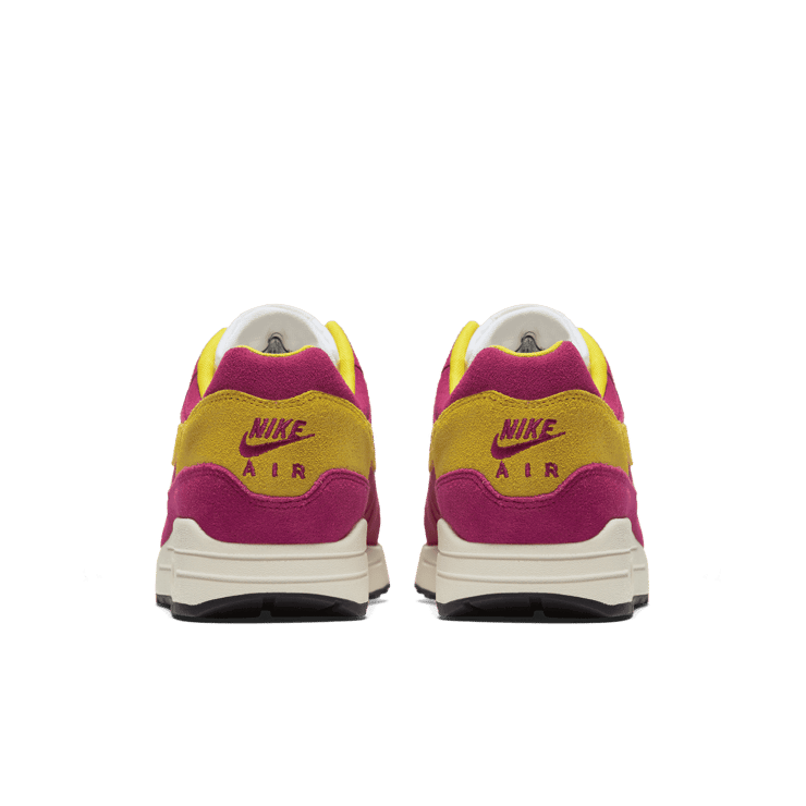 Nike Air Max 1 Dynamic Berry Angle 3