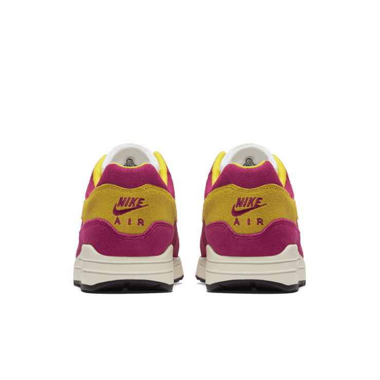 Nike Air Max 1 Dynamic Berry Angle 3